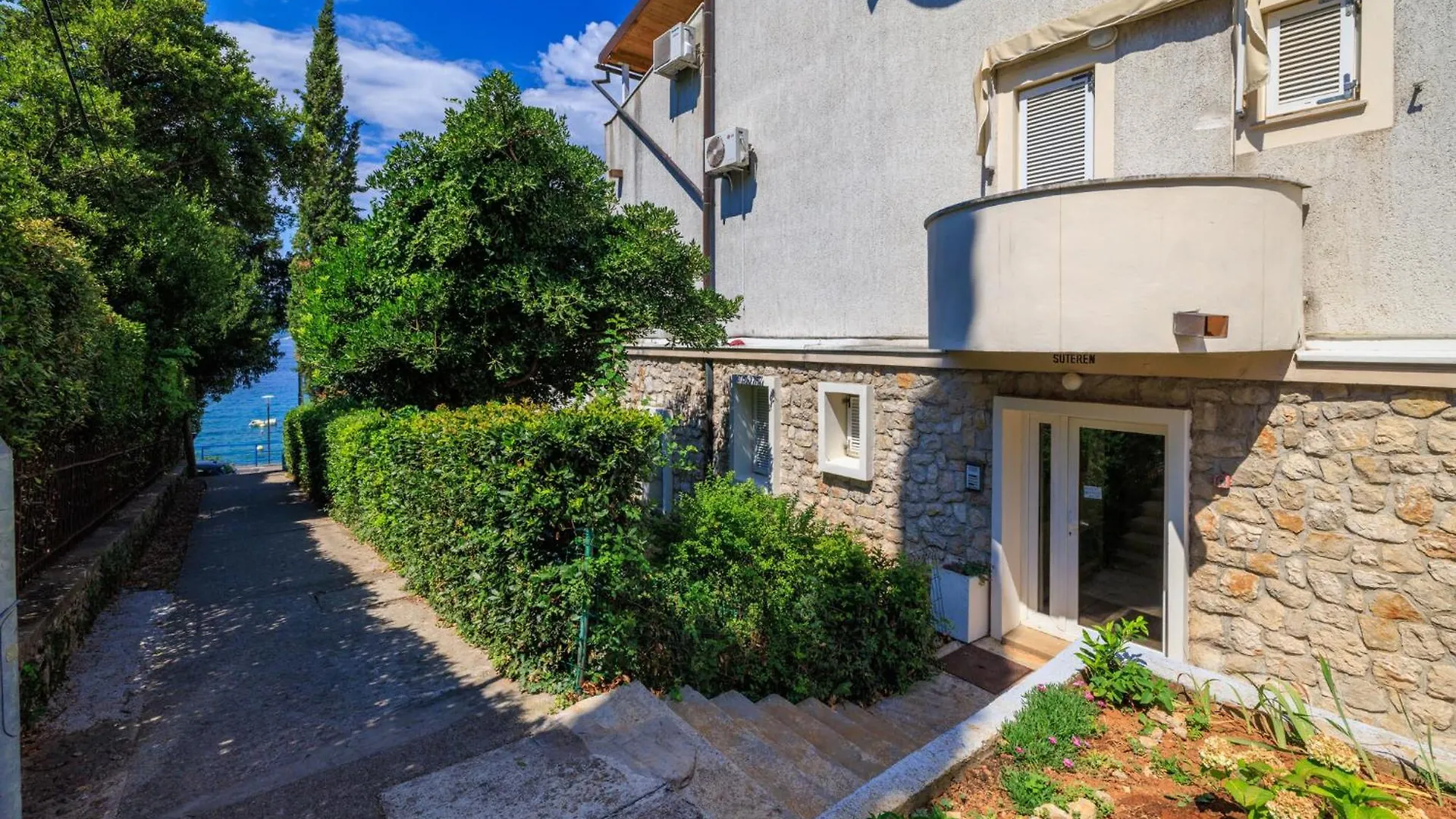 Loncar Apartment Selce